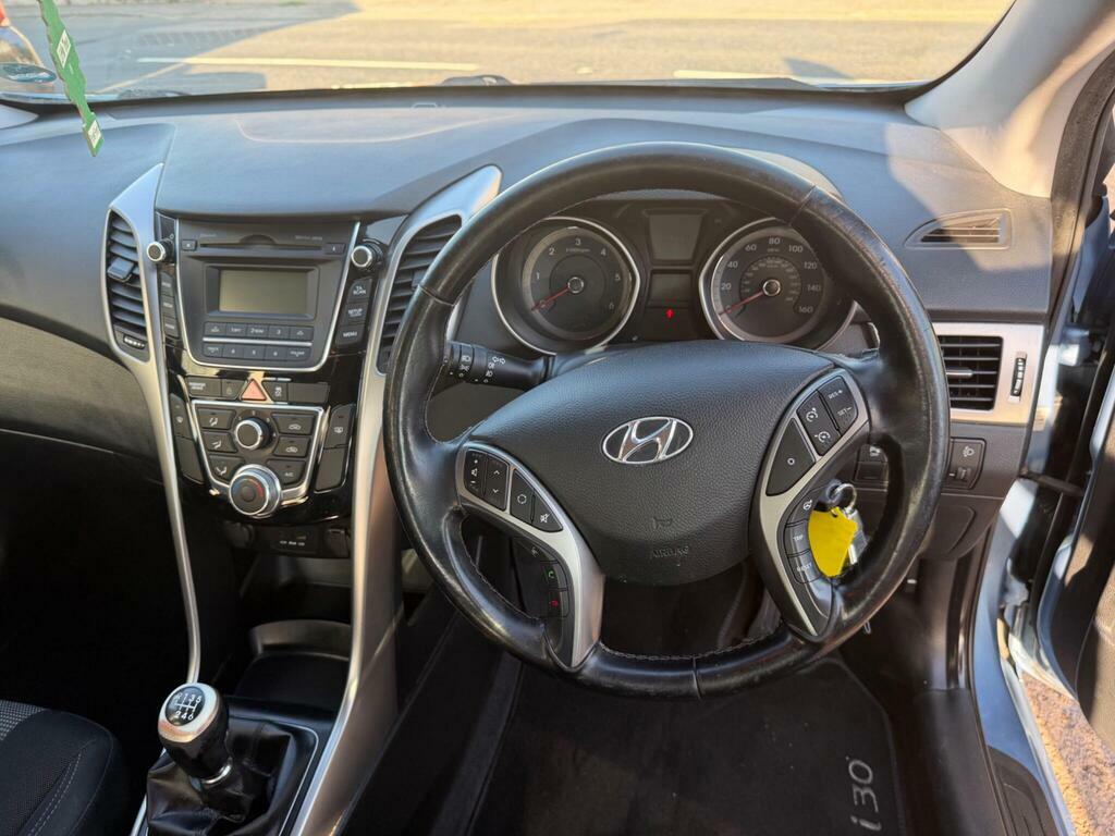 Hyundai I30 Estate 1.6 Crdi Blue Drive Classic Tourer Euro 5 Silver #20