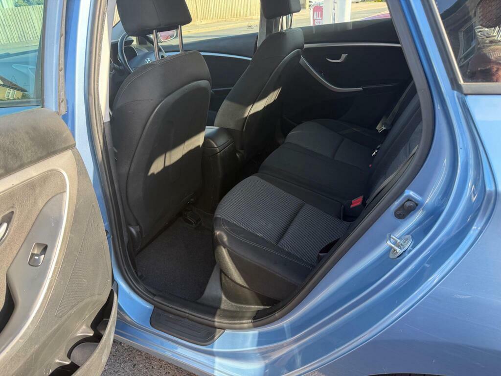 Hyundai I30 Estate 1.6 Crdi Blue Drive Classic Tourer Euro 5 Silver #15