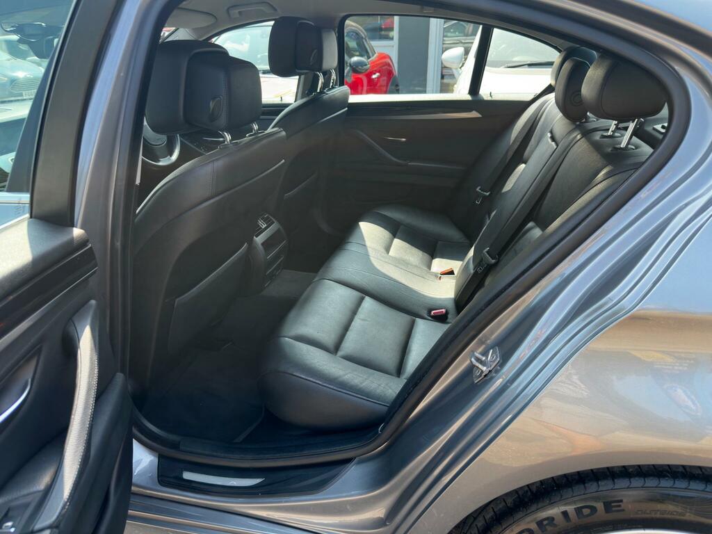 BMW 5 Series 530D M Sport Black #21
