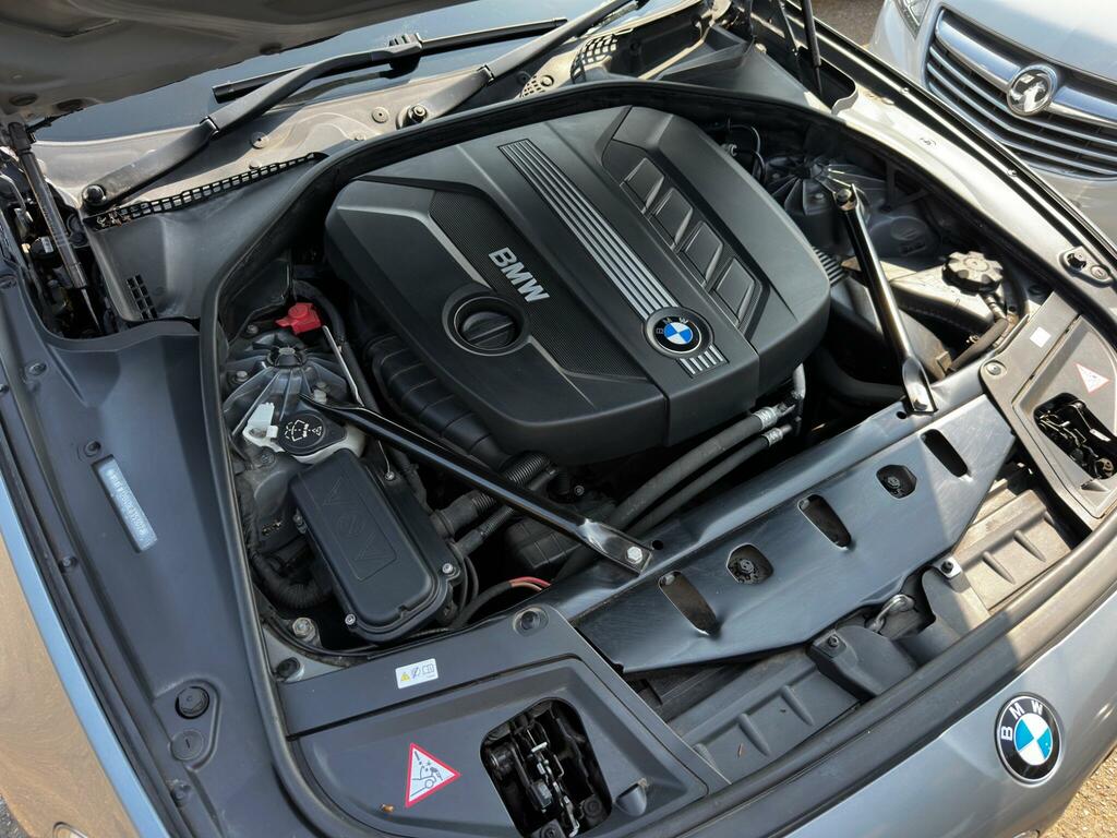 BMW 5 Series 530D M Sport Black #36