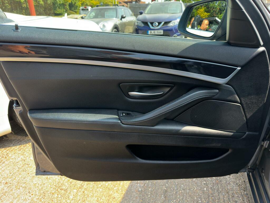 BMW 5 Series 530D M Sport Black #33