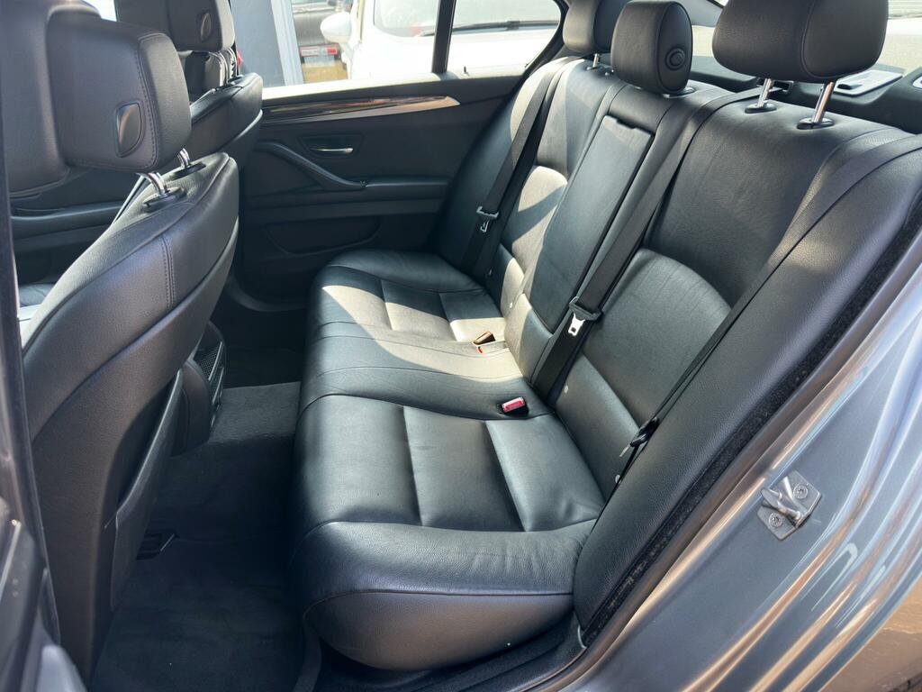 BMW 5 Series 530D M Sport Black #22