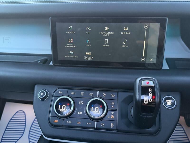 Land Rover Defender 110 2.0 D240 First Edition 110 Green #49
