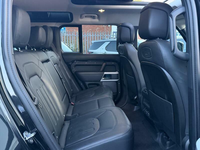 Land Rover Defender 110 2.0 D240 First Edition 110 Green #66