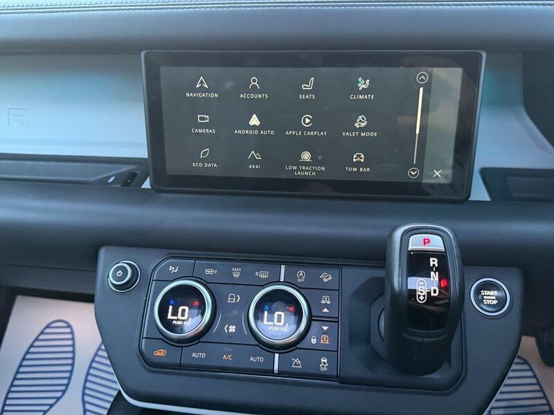 Land Rover Defender 110 2.0 D240 First Edition 110 Green #48