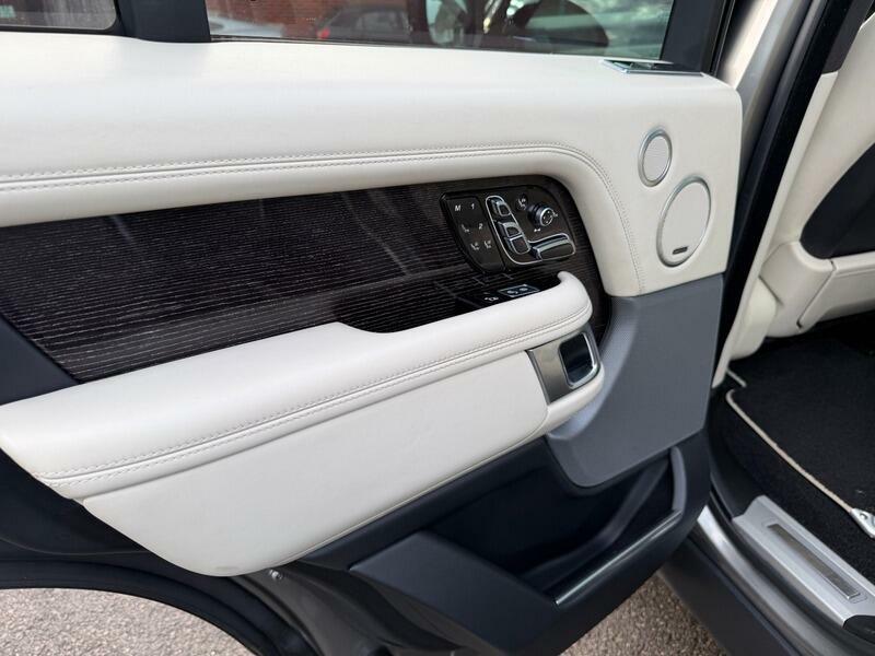 Land Rover Range Rover Land Rover Estate 4.4 Sdv8 Blue #52
