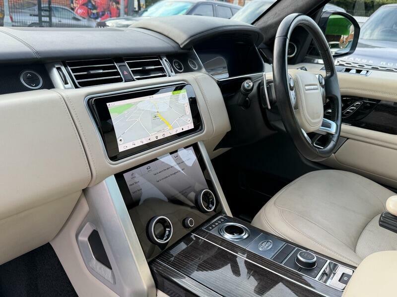 Land Rover Range Rover Land Rover Estate 4.4 Sdv8 Blue #32