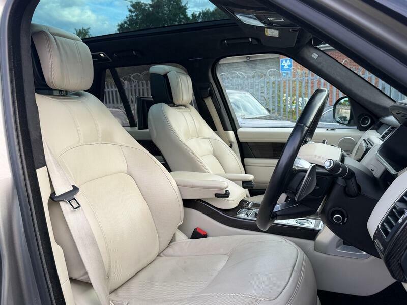Land Rover Range Rover Land Rover Estate 4.4 Sdv8 Blue #28