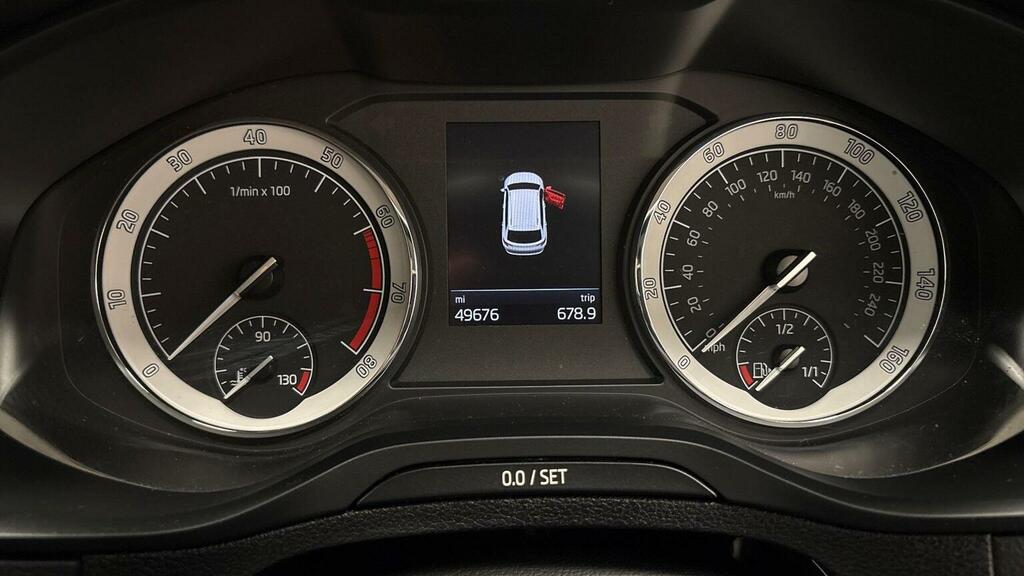 Skoda Karoq 1.5 Tsi Sport Line Black #9