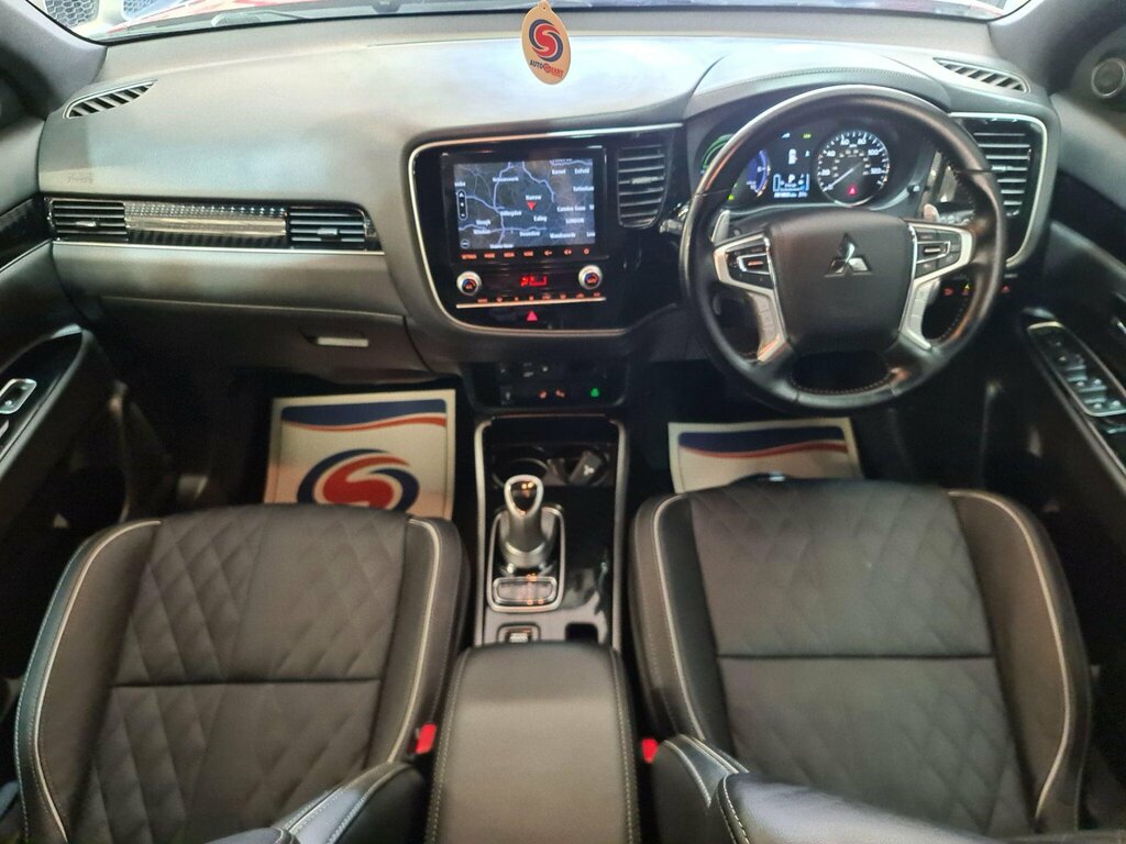 Mitsubishi Outlander Outlander Verve Phev Cvt Brown #9