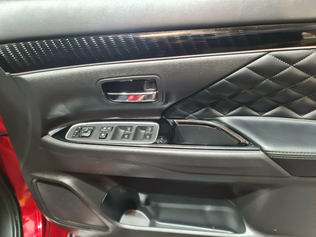 Mitsubishi Outlander Outlander Verve Phev Cvt Brown #29