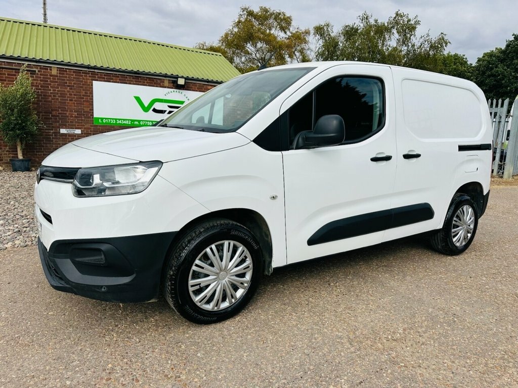 Toyota Proace City 1.5L Icon FE21ZCK White #5
