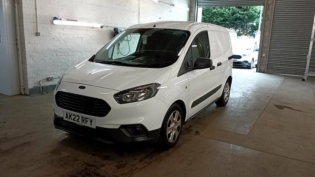 Ford Transit Courier 1.5L Trend White #2