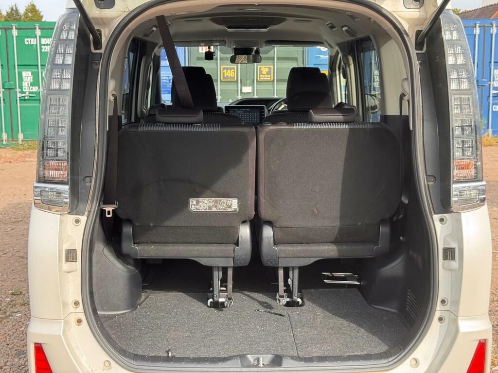 Toyota Voxy Mpv 1.8 Vvt-h Hybrid Zs Kirameki Ii 201717 Black #23
