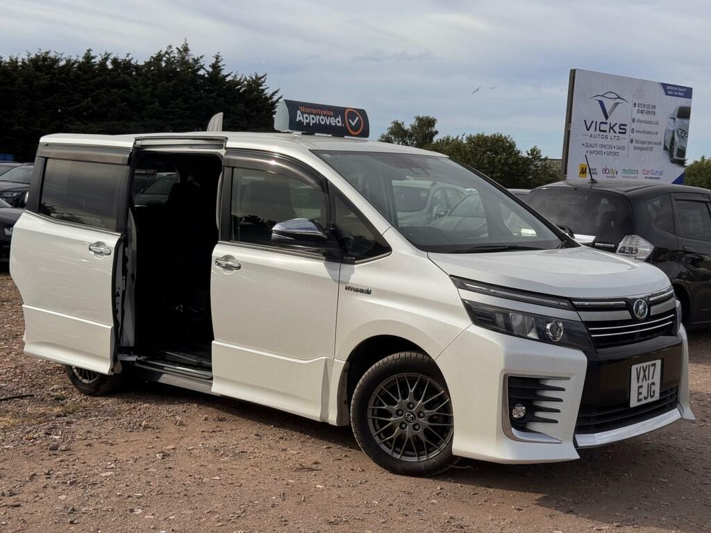 Toyota Voxy Mpv 1.8 Vvt-h Hybrid Zs Kirameki Ii 201717 Black #15