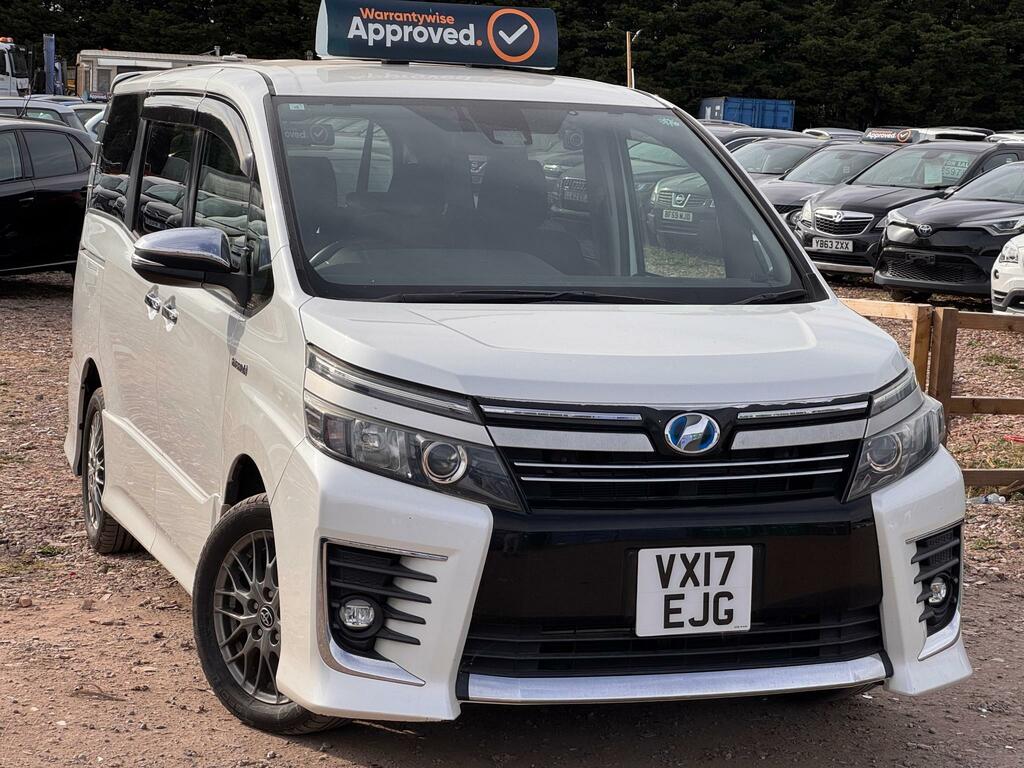 Toyota Voxy 1.8 Vvt-h Hybrid Mpv Cvt 7 Seats White