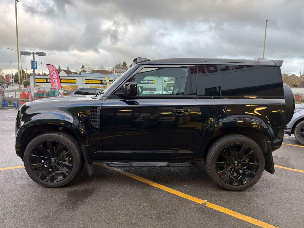 Land Rover Defender 90 S Black #3
