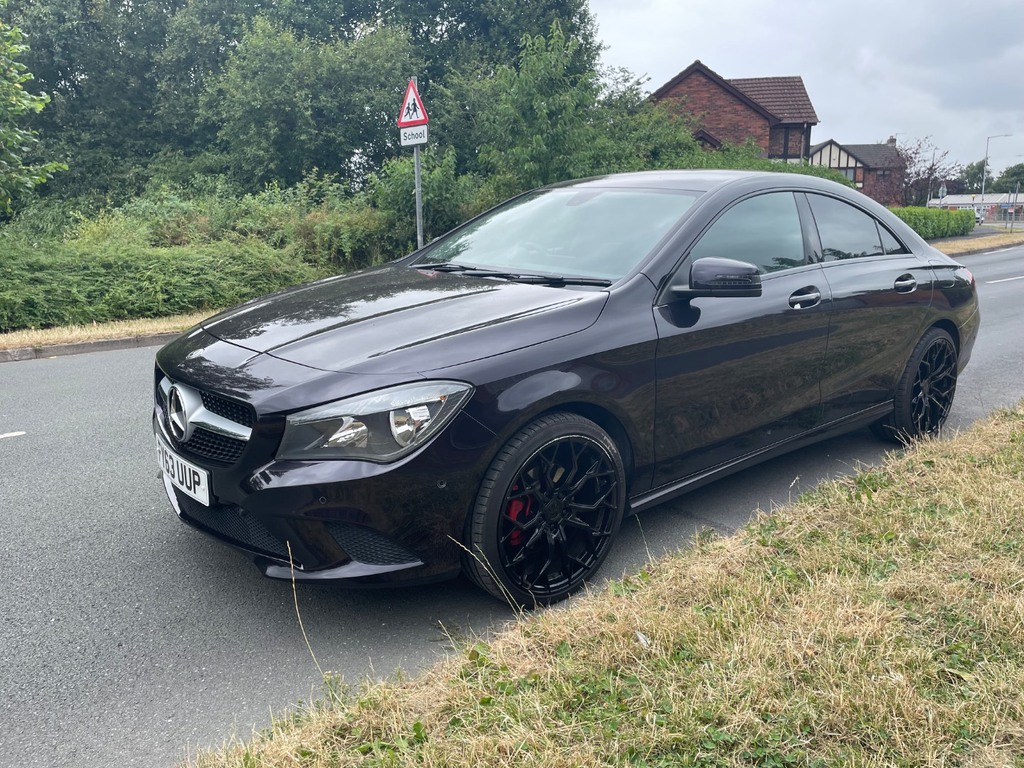 Mercedes-Benz CLA Class Cla 180 Sport Purple
