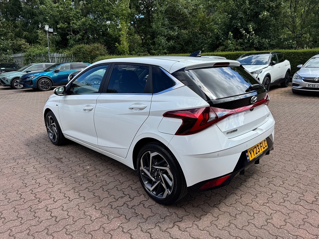Hyundai I20 T-gdi Mhev Premium YY23FLC White #3