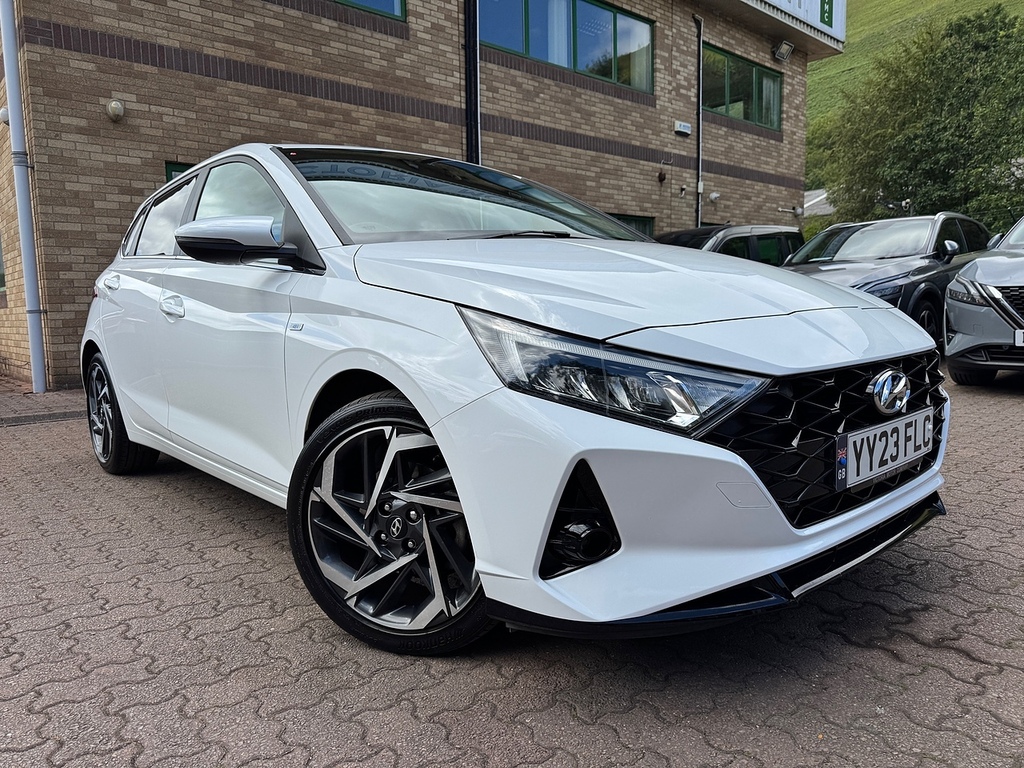 Hyundai I20 T-gdi Mhev Premium YY23FLC White