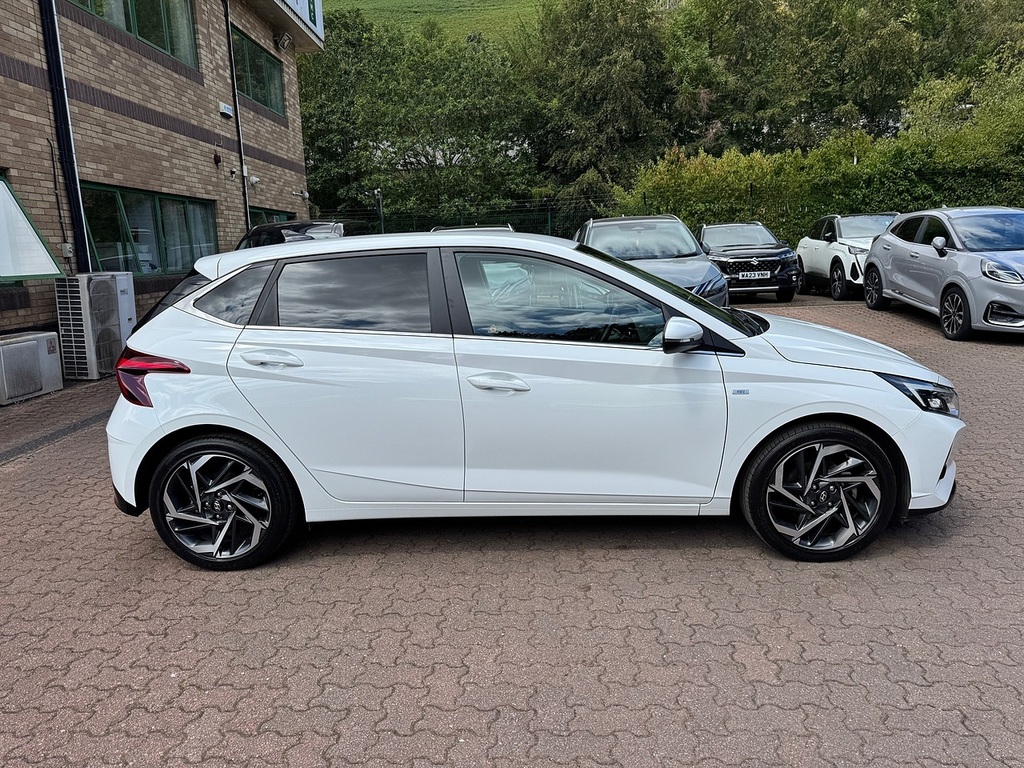 Hyundai I20 T-gdi Mhev Premium YY23FLC White #4