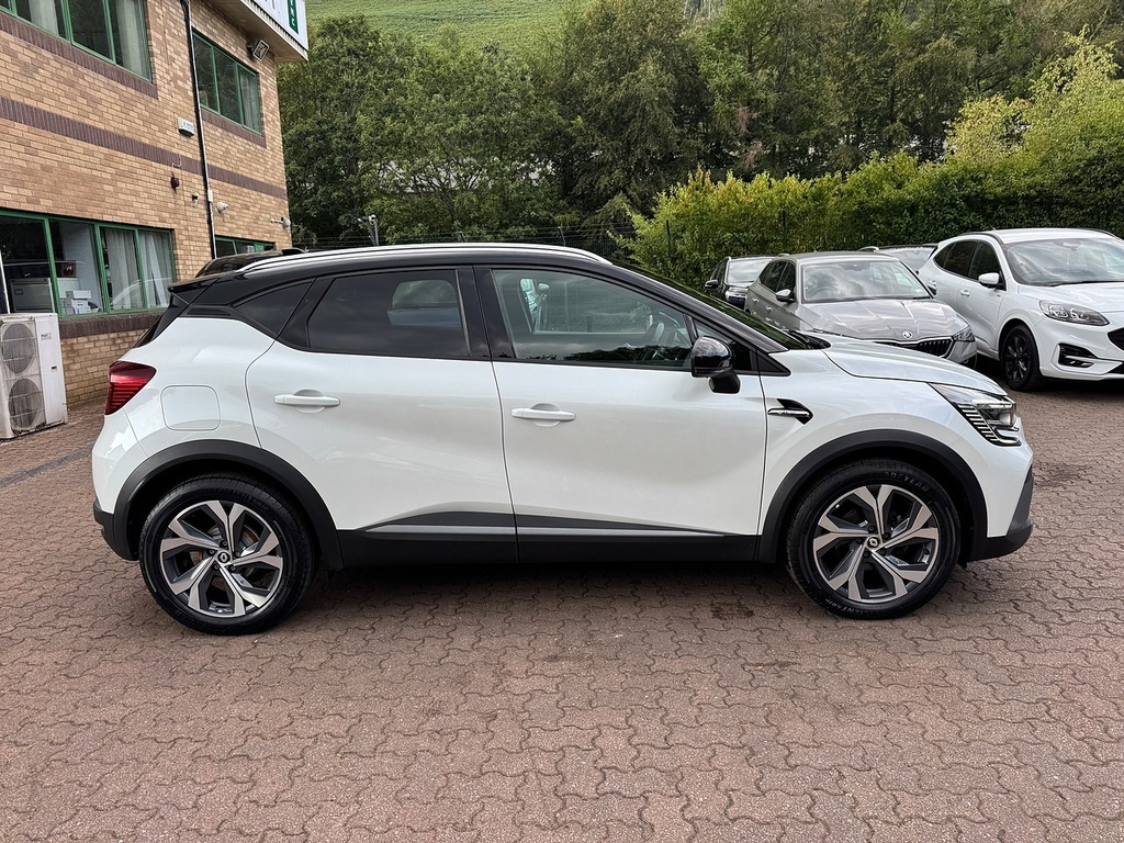 Renault Captur Mhev Rs Line Black #4