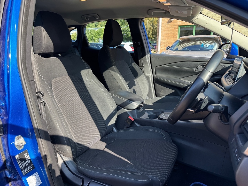 Nissan Qashqai Dig-t Mhev Acenta Premium DC23VKP Blue #2