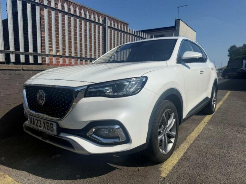 MG HS T-gdi Exclusive White