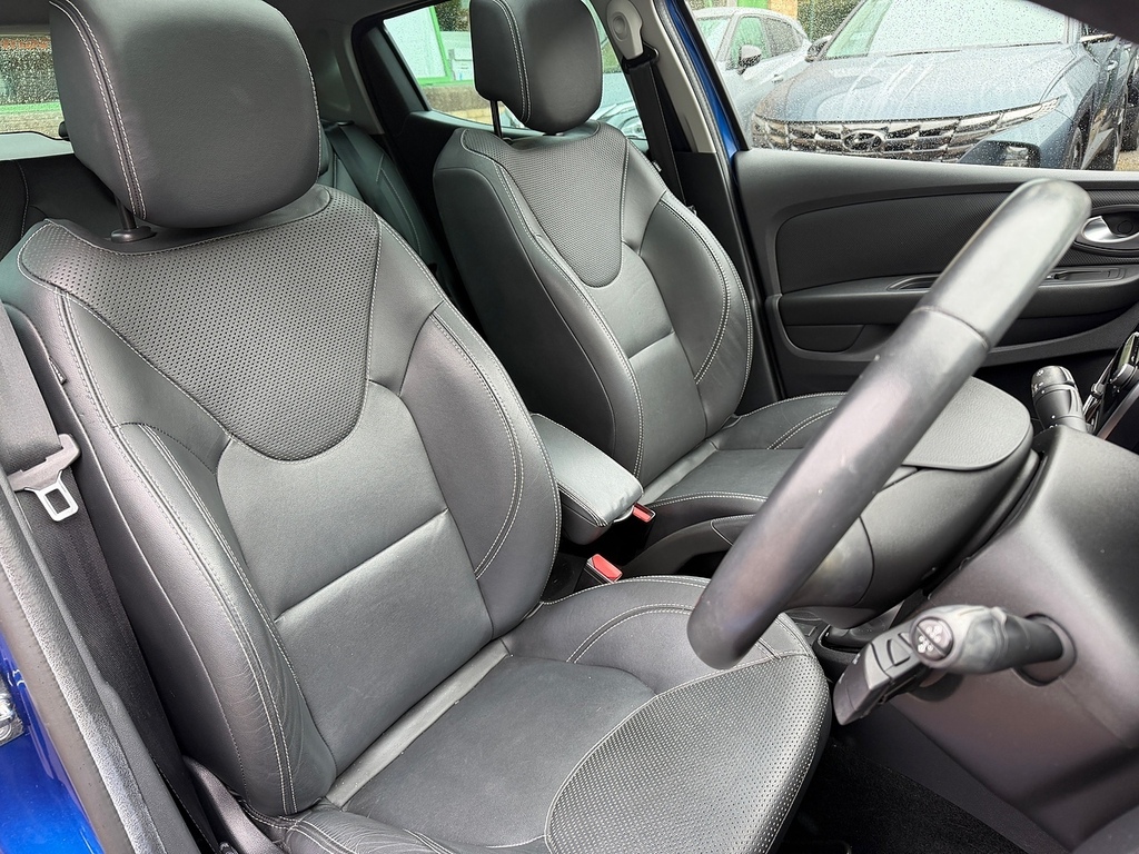 Renault Clio Tce Signature Nav Blue #2