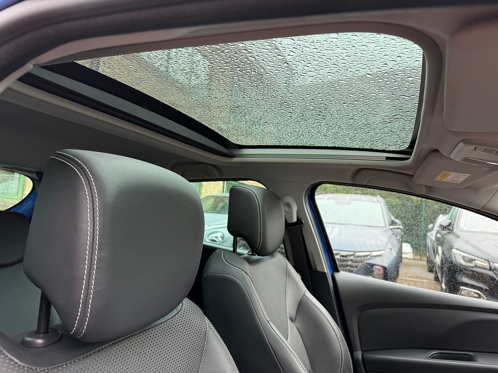 Renault Clio Tce Signature Nav Blue #6