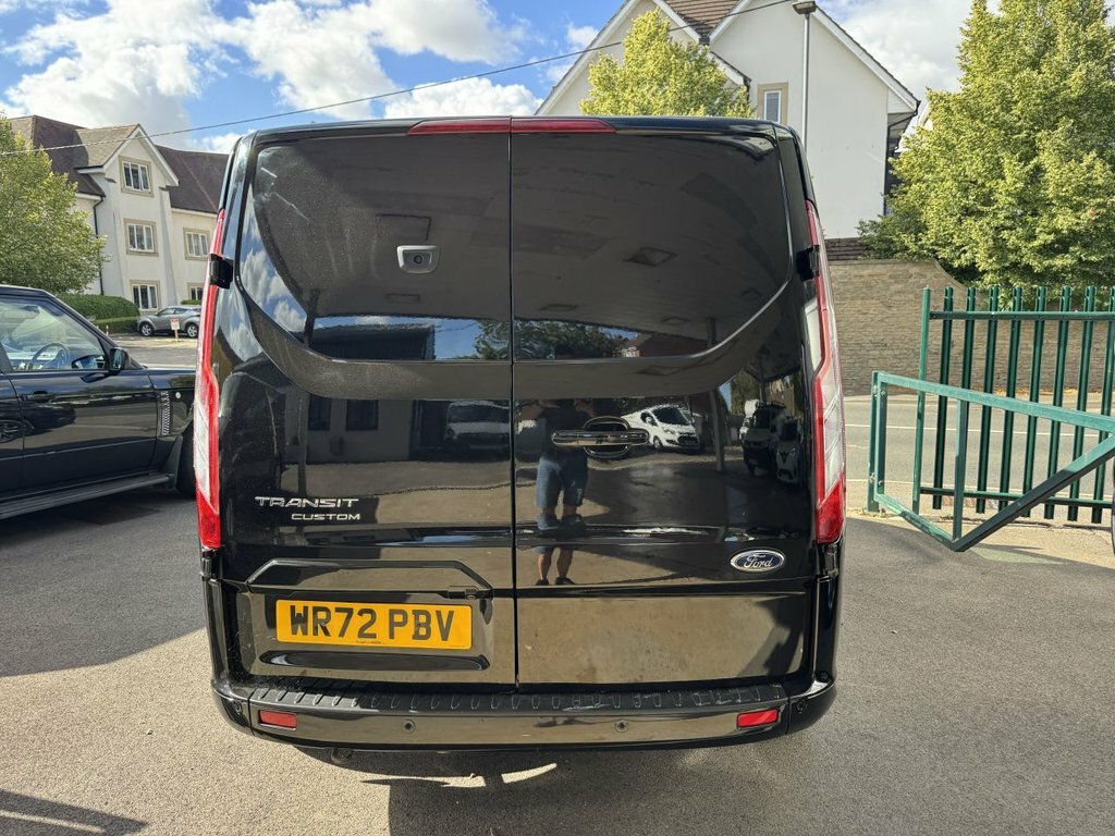 Ford Transit Custom 2L Sport Black #4