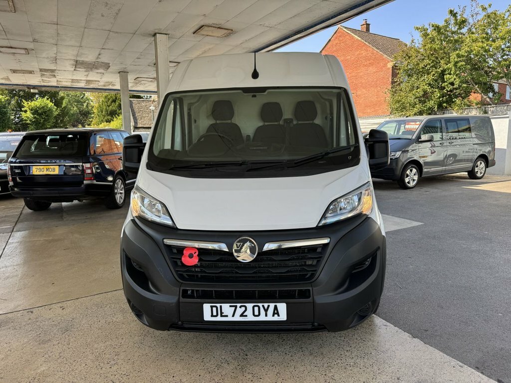 Vauxhall Movano 2.2L Prime White #2