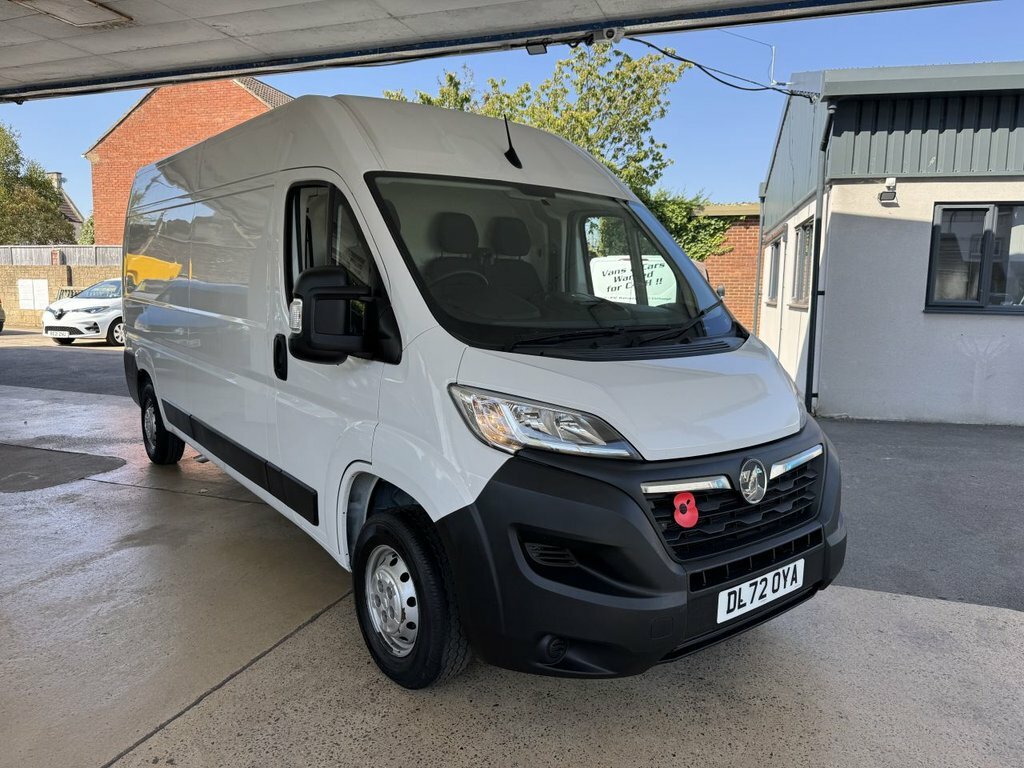Vauxhall Movano 2.2L Prime White