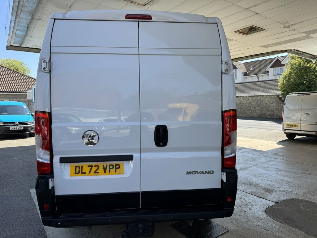 Vauxhall Movano 2.2L Prime White #6