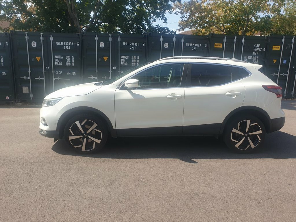 Nissan Qashqai 1.5L Tekna White #4
