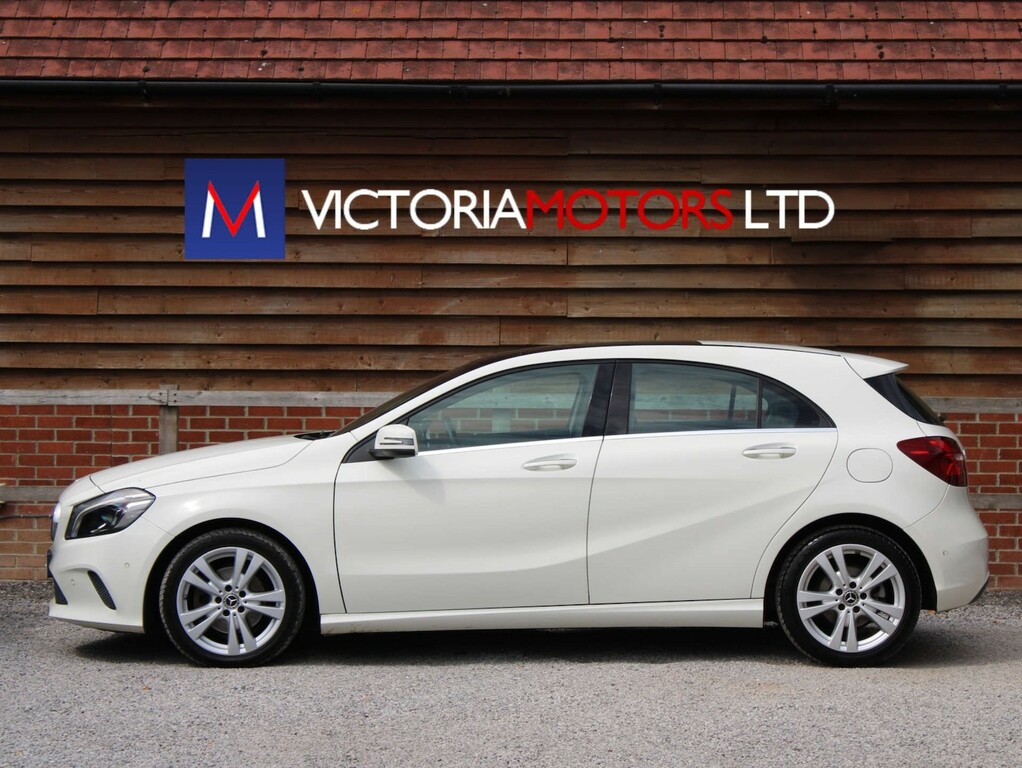 Mercedes-Benz A Class A200d Sport Premium Plus Hatchback Manu White #4