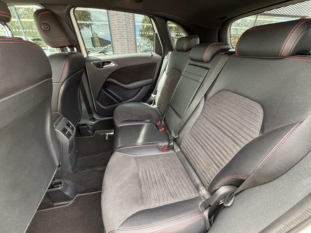 Mercedes-Benz B Class Mpv 1.5 B180d Se 7G-dct Euro 6 Ss 201766 Grey #24