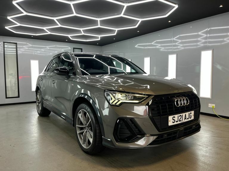 Audi Q3 Tfsi S Line Black Edition Mhev Grey #2