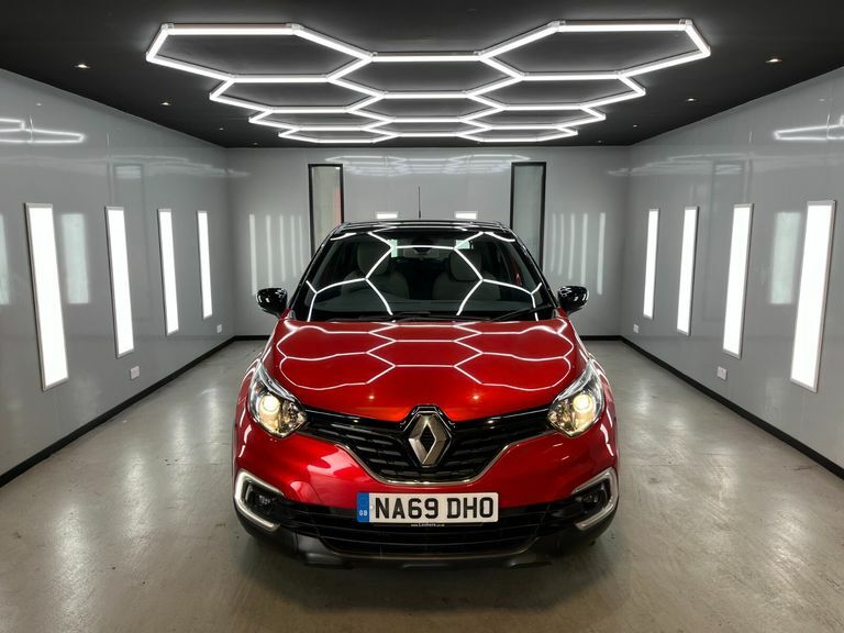 Renault Captur Iconic Tce Black #4