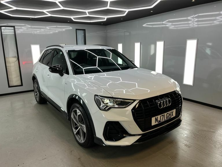 Audi Q3 Tfsi S Line Black Edition Mhev White