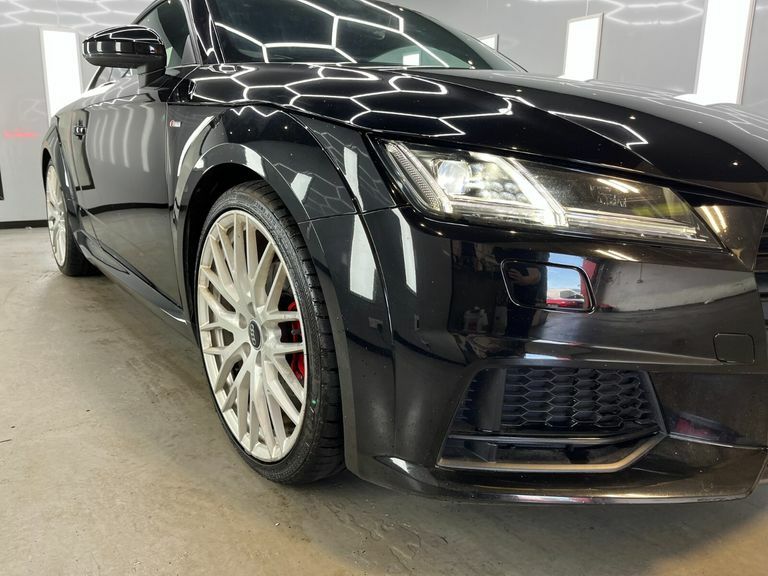 Audi TT Tfsi Quattro S Line Black #3