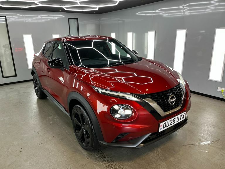 Nissan Juke Dig-t N-connecta Red