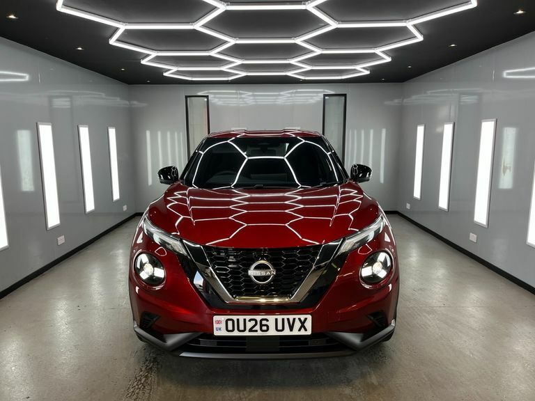 Nissan Juke Dig-t N-connecta Red #4