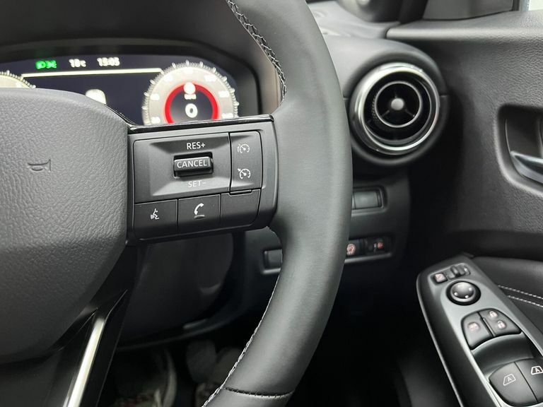 Nissan Juke 1.0 Dig-t Acenta Premium Suv Eur Red #42