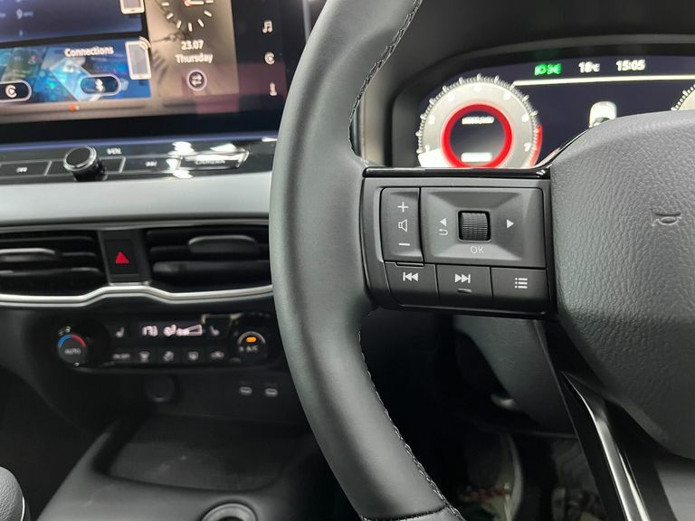 Nissan Juke 1.0 Dig-t Acenta Premium Suv Eur Red #41