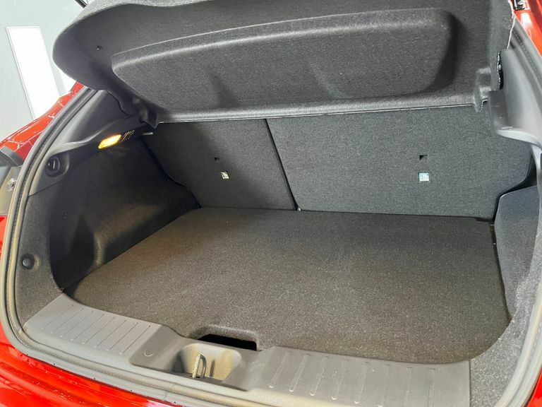 Nissan Juke 1.0 Dig-t Acenta Premium Suv Eur Red #28