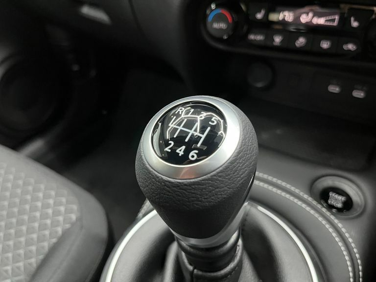 Nissan Juke 1.0 Dig-t Acenta Premium Suv Eur Red #37