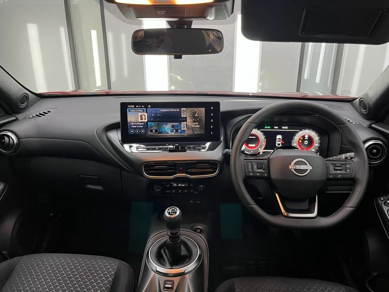 Nissan Juke 1.0 Dig-t Acenta Premium Suv Eur Red #34