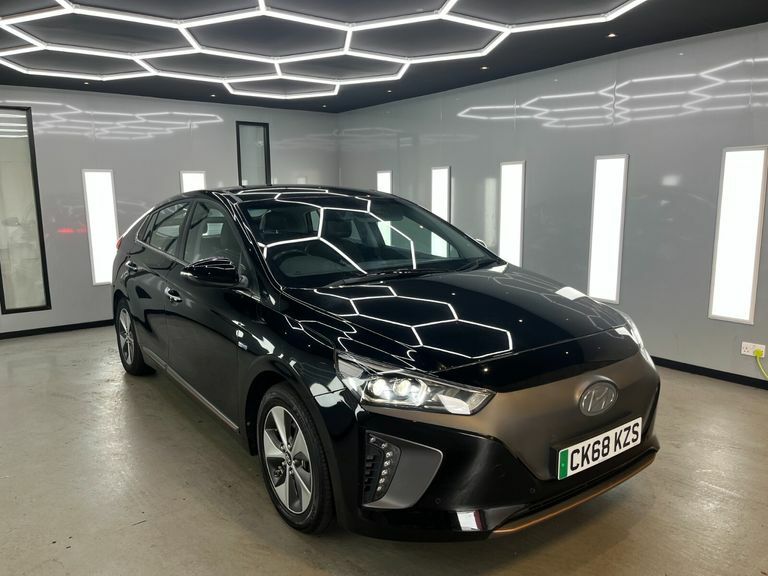 Hyundai Ioniq Premium Se Black