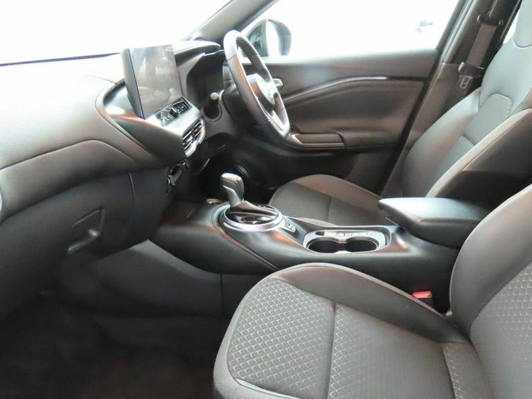 Nissan Juke 1.0 Dig-t N-connecta Suv Euro 6 Red #2